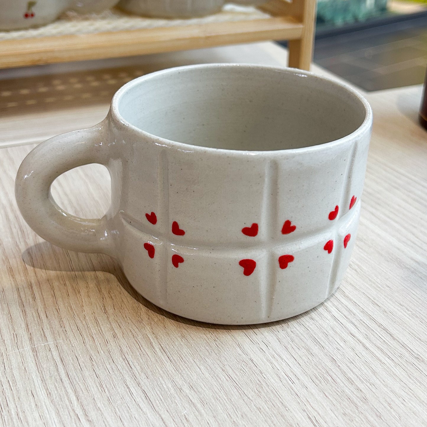 Tasse cœurs rouges "carreaux de faïence"