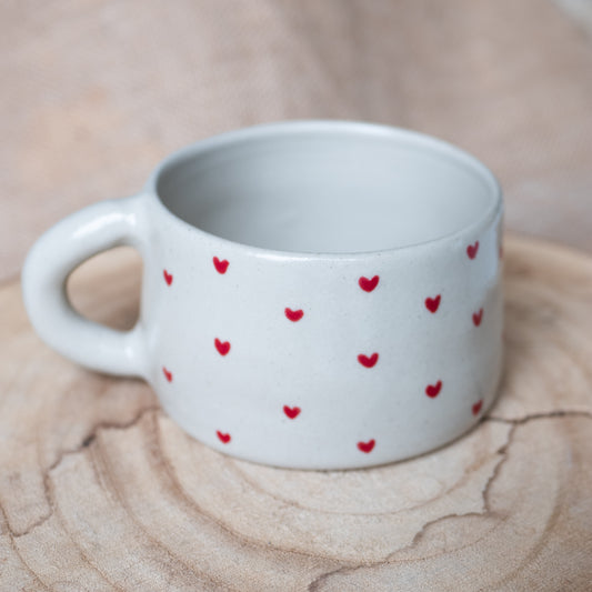 Tasse cœurs rouges